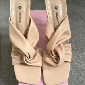 I Saw It First Women's Cream Knotted Heels